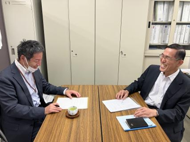 (右)建築士事務所厚生年金基金　横山様 (左)マグマックス(株)システム部 沼田